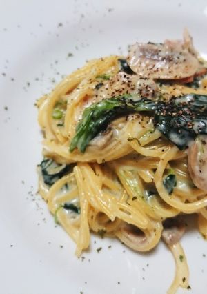 濃厚ほうれん草とベーコンのクリームパスタ-レシピのメイン写真