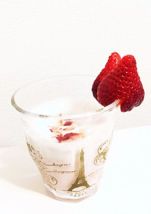 簡単いちごミルク！！-レシピのメイン写真