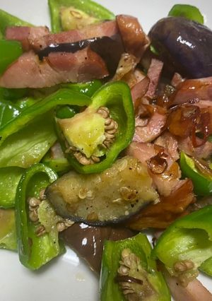 俺流!夏野菜とベーコンのペペロンチーノ-レシピのメイン写真