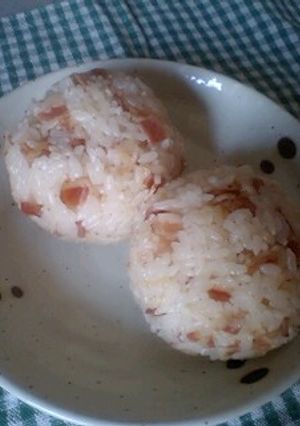簡単で美味しい★ベーコン炊き込みご飯-レシピのメイン写真