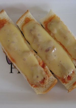 離乳食☆後期 ピザトースト-レシピのメイン写真