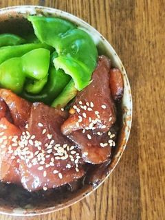 アジアンまぐろ丼-レシピのメイン写真