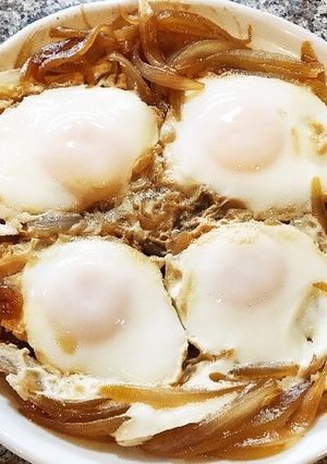 簡単甘辛玉ねぎとたまご目玉煮-レシピのメイン写真