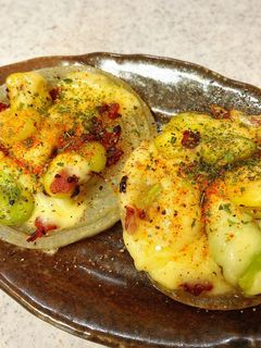 新玉ねぎとそらまめのチーズ焼き-レシピのメイン写真