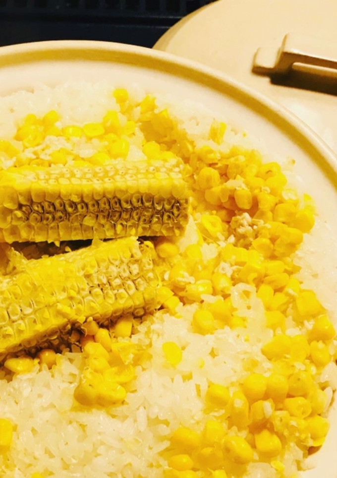 とうもろこし丸ごと♪炊き込みご飯-レシピのメイン写真