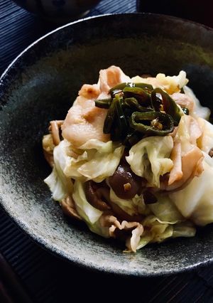 キャベツと豚肉の青唐醤油炒め-レシピのメイン写真
