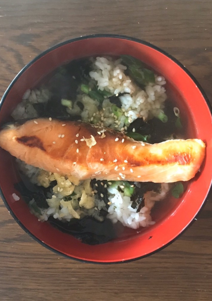 【ちょっと贅沢】焼き鮭まるごと茶漬け-レシピのメイン写真
