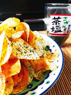 簡単☆ポテトチップ~湧水茶塩味~-レシピのメイン写真