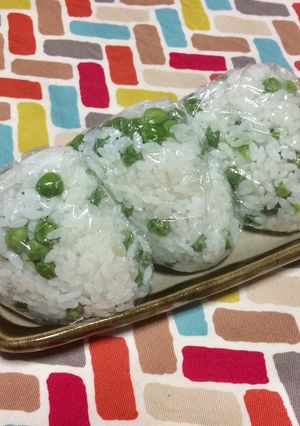 超簡単☆しっかり豆あじ♫豆ごはんおにぎり-レシピのメイン写真