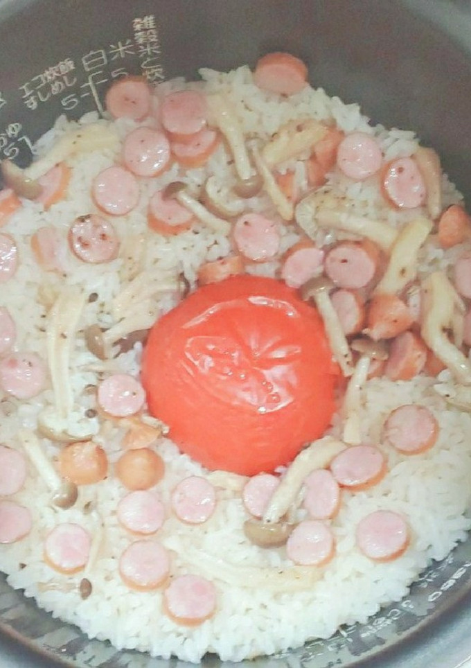 トマト丸ごと炊き込みごはん (洋風)-レシピのメイン写真