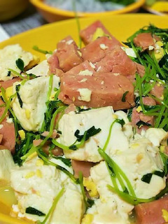 簡単☆豆苗とスパムの豆腐ちゃんぷるー-レシピのメイン写真