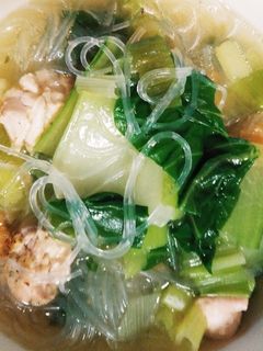 あっさり✨鶏とチンゲン菜の春雨スープ-レシピのメイン写真