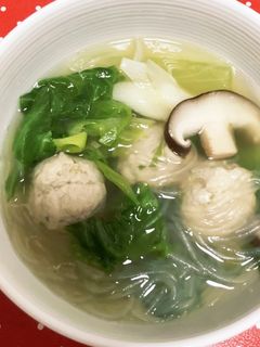 レタスと春雨の肉だんごスープ-レシピのメイン写真