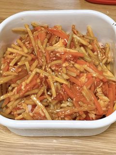 きんぴらごぼうと牛肉の焼肉のたれ和え-レシピのメイン写真