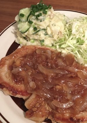 とろとろ玉ねぎを絡めて食べてね生姜焼き-レシピのメイン写真