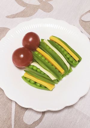 スナップエンドウとチーズのサンド-レシピのメイン写真