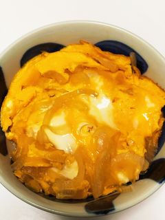 玉ねぎの卵とじ丼-レシピのメイン写真