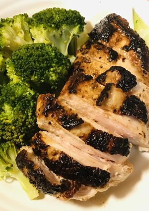 鶏むね肉のまるごと漬け焼きステーキ×焼過-レシピのメイン写真