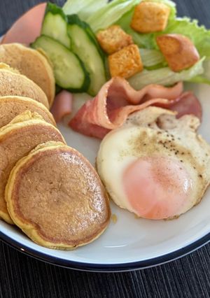 さっぱりレモン風味！プロテインパンケーキ-レシピのメイン写真