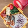 サバの塩焼き&こっそりのり弁(^o^)