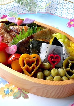 6月1日中学生弁当　ロティサリーチキン-レシピのメイン写真