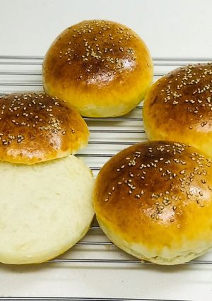 手作りバンズでハンバーガー♫-レシピのメイン写真