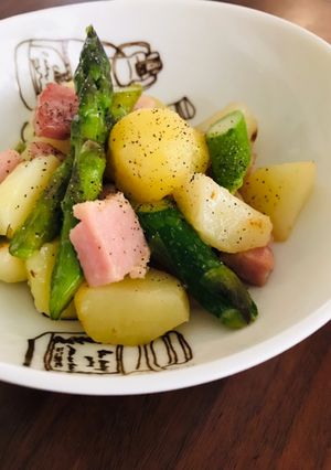 アスパラとベーコンじゃがのガーリック炒め-レシピのメイン写真