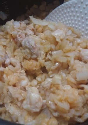 玉葱のチキンライス(炊飯器簡単)-レシピのメイン写真