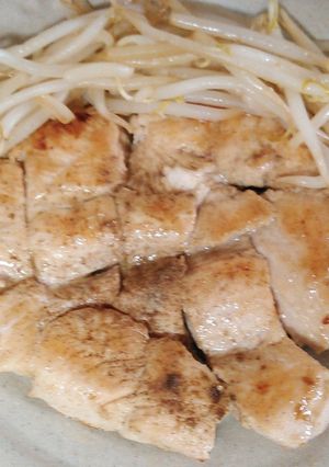 鶏むね肉のプレス焼きステーキ-レシピのメイン写真