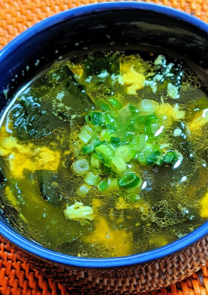 卵とわかめのスープ-レシピのメイン写真