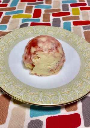 超簡単☆濃厚！苺のレアチーズ風味アイス♫-レシピのメイン写真