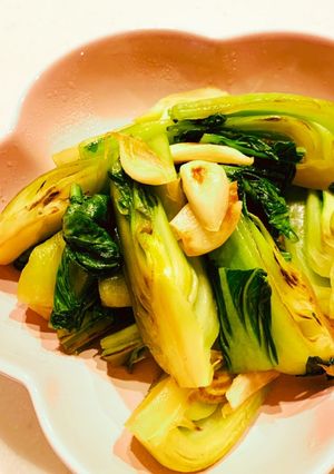 シンプルが美味しい！青菜のにんにく炒め-レシピのメイン写真