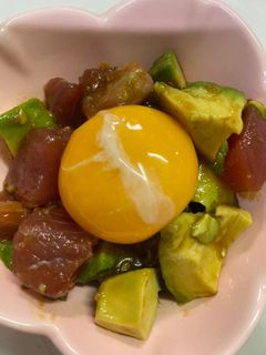 簡単!マグロとアボカドユッケ-レシピのメイン写真