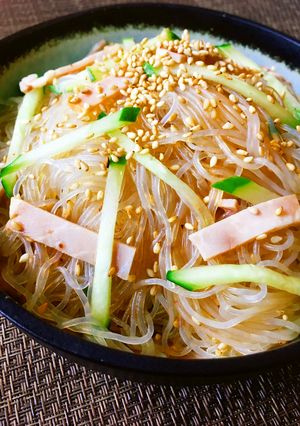餃子のたれで！簡単ヘルシー春雨サラダ-レシピのメイン写真