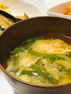 ニラと卵のお味噌汁・ニラ玉味噌汁-レシピのメイン写真
