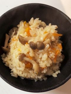 炊き込みごはん 食材2品!-レシピのメイン写真