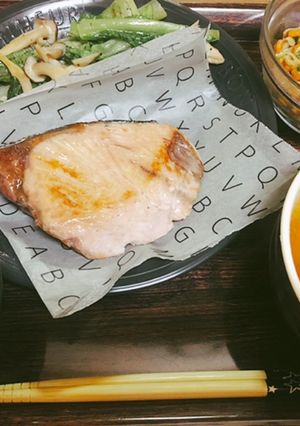 ロメインレタスと茸のバターソテー-レシピのメイン写真