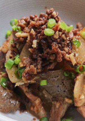 こんにゃく・挽肉入り豚バラ大根-レシピのメイン写真