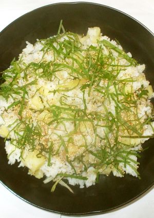 茗荷じゃが芋ご飯♪簡単炊き込みご飯-レシピのメイン写真