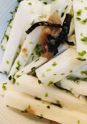 梅とあおさで香り山芋サラダ( 'Θ' )-レシピのメイン写真
