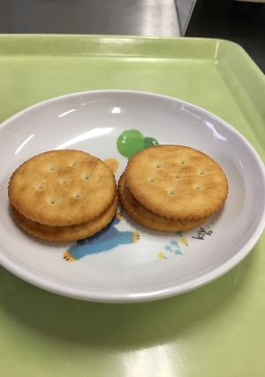 【保育園給食】クラッカーサンド-レシピのメイン写真