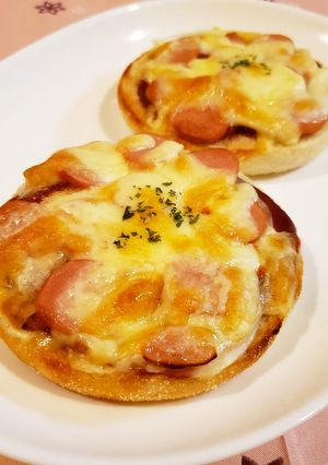 イングリッシュマフィンのピザトースト♡-レシピのメイン写真