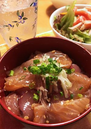暑い日にもサッパリいけちゃう！漬け丼-レシピのメイン写真