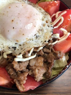 【タコライス風】レタスと焼肉丼-レシピのメイン写真