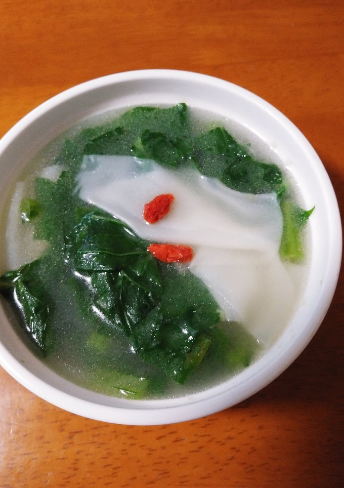 残った餃子やシュウマイの皮で簡単スープ-レシピのメイン写真