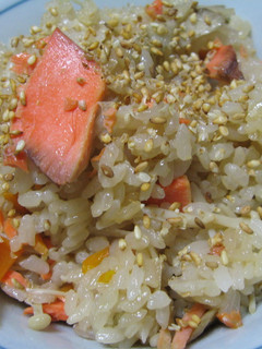 簡単☆鮭とごぼうの炊き込みご飯-レシピのメイン写真