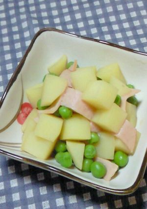 お弁当にレンジでチン♪じゃがいもの煮物-レシピのメイン写真