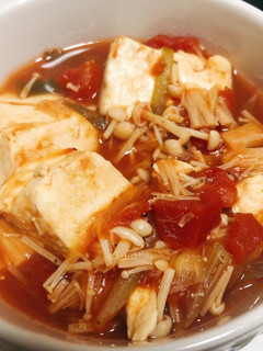 豆腐とキノコのトマト缶で簡単煮込み-レシピのメイン写真