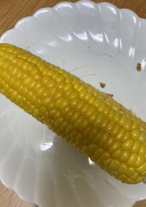 ラップしてチンで♩茹でとうもろこし-レシピのメイン写真