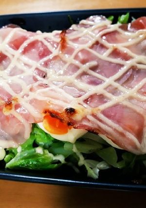ゆで玉子と生ハムのキャベツマヨグラタン-レシピのメイン写真